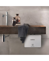 Водонагреватель проточный Electrolux NPX 4 Aquatronic Digital 2.0