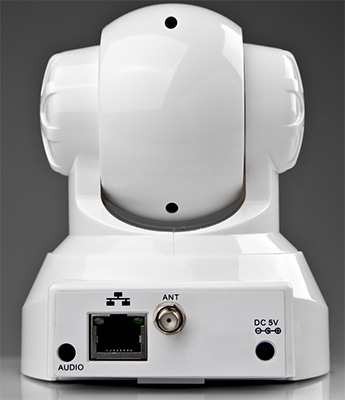 На задней стороне видеоняни Medisana Smart Baby Monitor есть порт RJ 45 для подключения к локальной сети