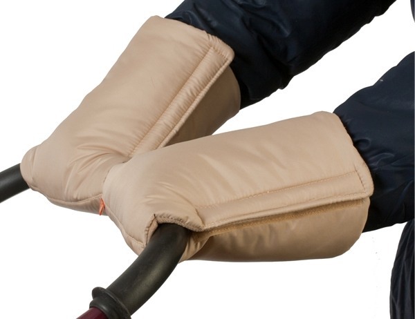 <em>Муфты-рукавички подходят к любой коляске или санкам с цельной ручкой, в т.ч. для колясок с ручным тормозом
