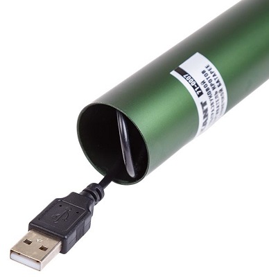 При необходимости аккумулятор устройства можно подзарядить от любого внешнего источника питания с USB-разъемом (нажмите на фото для увеличения)