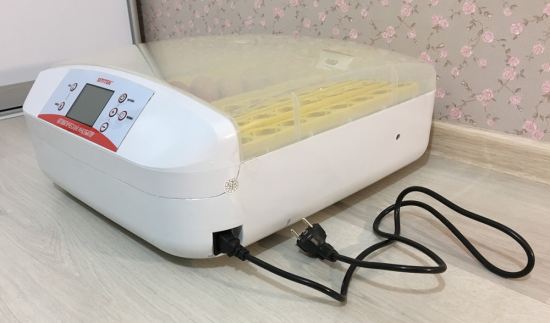 Устройство работает от электросети без использования дополнительных адаптеров