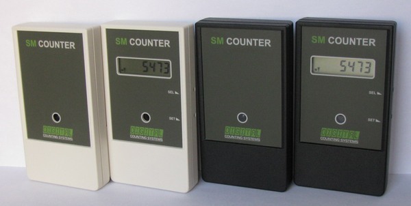 Счетчик "SM Counter" в черном и белом вариантах исполнения корпуса