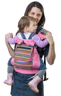 Слинг-рюкзак "Уичоли" позволит Вам быть вместе со своим малышом и при этом свободно заниматься своими делами! (нажмите на фото для увеличения)