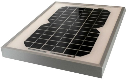 Солнечная панель, входящая в комплектацию отпугивателя