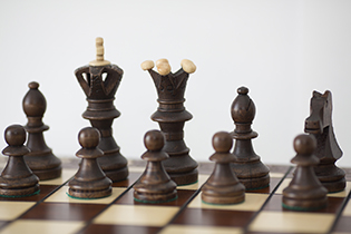 Истинная красота — в деталях: оцените высокое качество шахмат Амбассадор