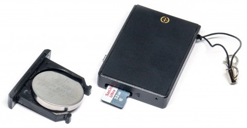 Профессиональный мини-диктофон EDIC-mini Card B94