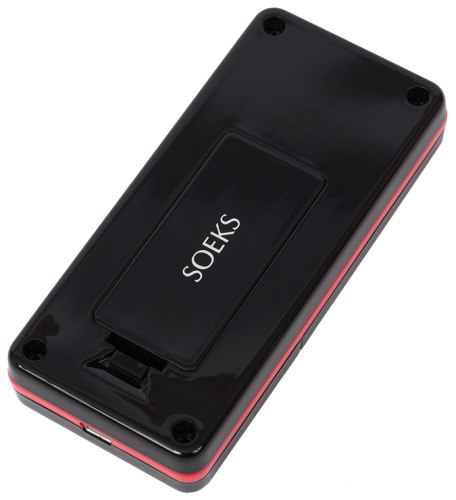 miniUSB-порт для зарядки детектора электромагнитного поля Импульс расположен на нижней торцевой части корпуса
