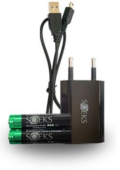 Дозиметр "СОЭКС 01М" Прайм комплектуется набором для питания, состоящим из двух фирменных АКБ, адаптера и шнура USB (нажмите для увеличения)