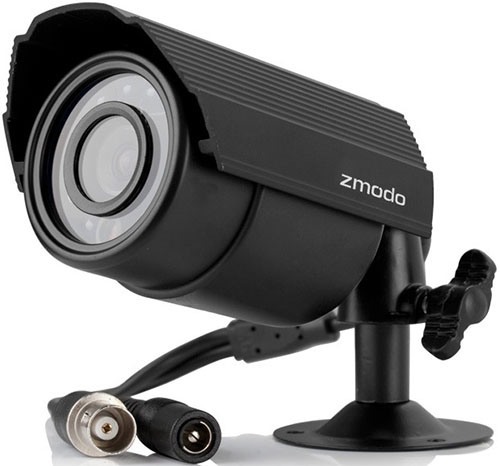Камеры из видеокомплекта "Zmodo Улица" соединяются с регистратором посредством видеокабеля, что обеспечивает высокую надежность связи